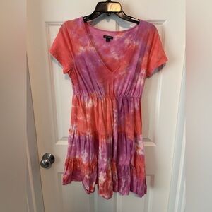 Tie Dye Bohemian Hippie Pink and Orange V-Neck Tiered Dress Size Medium - EUC!